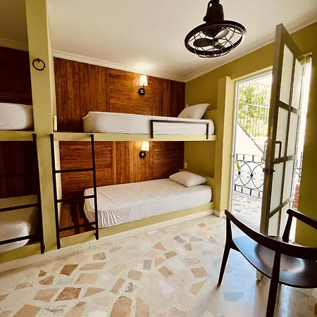 Peregrinos De Indias Hostal *
